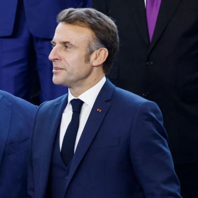 马克龙提醒：别当食草动物