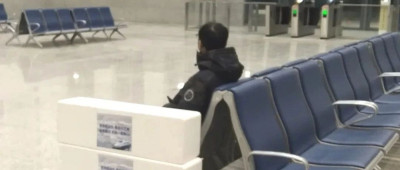 火车站再现“人均”小白箱？这次是加长版！