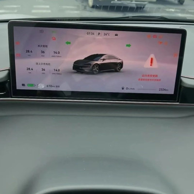 “智界S7”高速上全车断电，车主称维权遭多方推诿