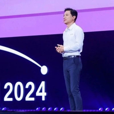 百度世界大会：大模型产业应用爆发，智能云如何抓住机会