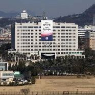 韩国警方对总统府展开搜查