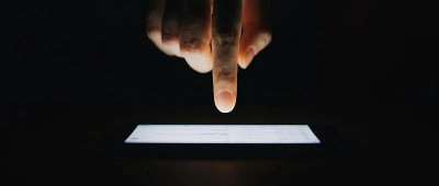 警惕！98万部手机被控制，每月偷偷扣钱……