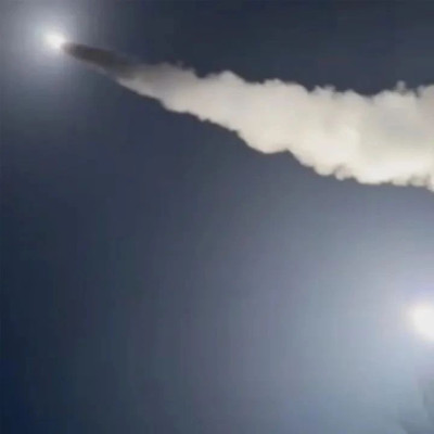 6枚美制导弹突袭俄军事机场