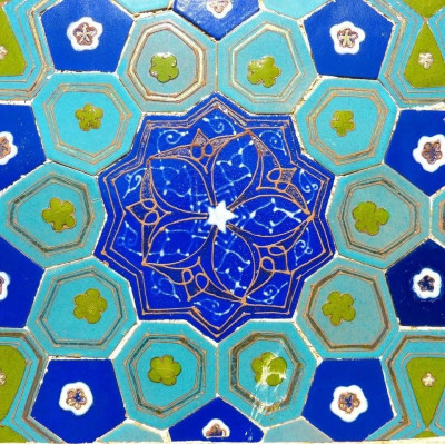 高维空间中混乱的密铺