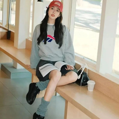 时髦男女为啥都在穿卫衣？