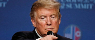 “特朗普正剪断这块破布的最后几缕线” | 参考独家