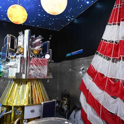 “巴铁”宣布月球车将登月，参与嫦娥八号任务