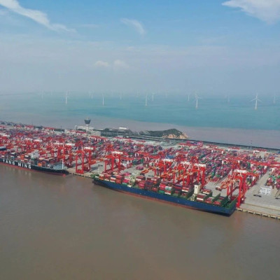 美媒“破防”：中国港口排第一，美国最好的才排第53