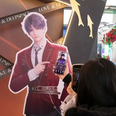 「谷子经济」爆火，这次轮到00后整顿A股了