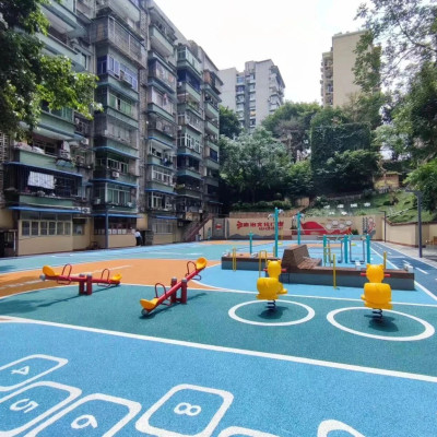 老旧小区，不适合老人和孩子住了？