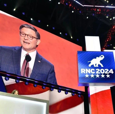 约翰逊连任，特朗普立即表态