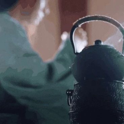 连茶壶也卷到这种程度