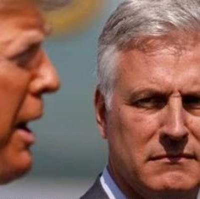 他也跳出来：对抗中俄前线，哪能光靠狗拉雪橇…