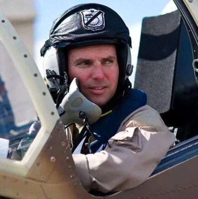 他将被引渡至美国，曾因训练中国飞行员遭