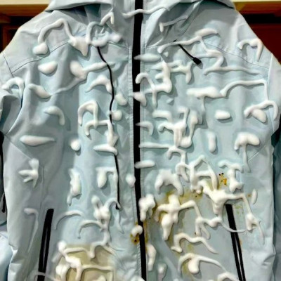 今年风很大的气凝胶防寒服，到底谁在穿啊