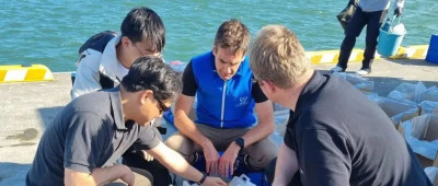 中国专家等对福岛核污水进行独立取样