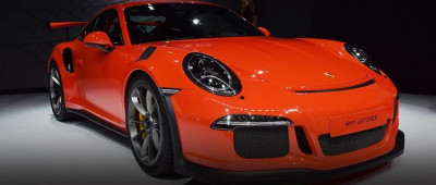 保时捷，扛不住了