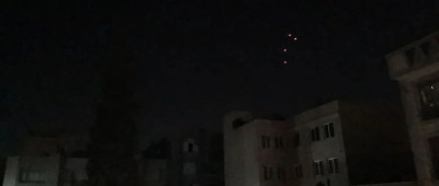 独家视频！伊朗突遭以色列袭击 记者听到密集爆炸声