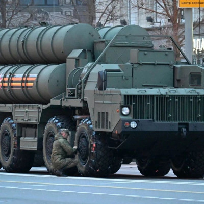 俄S-400阵地遭美制导弹击中