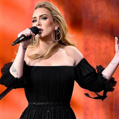 国际巨星被指抄袭，法官：全球下架