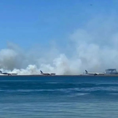 突发！悉尼客机起飞时引擎爆炸