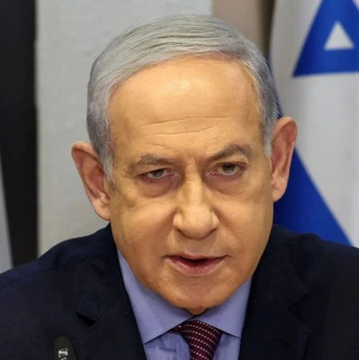 “他为内塔尼亚胡卖命，却遭其抛弃”