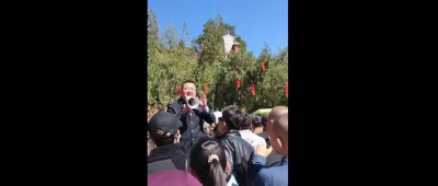 景区爆火致游客拥堵！“想骂的可以到我这骂两句”，公安局副局长现场喊话