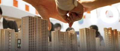 这几天扎堆在售楼处里的人丨一线