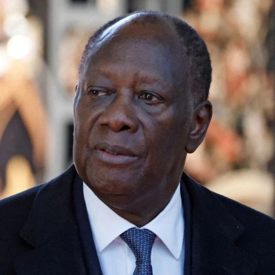 “我们决定，让法国军队撤出”