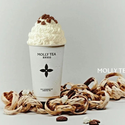 茉莉奶白获阿里本地生活领投近亿元融资，茶饮还有新故事｜36氪专访