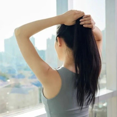 洗完头后，自然风干好，还是吹干好？大部分人都做错了！